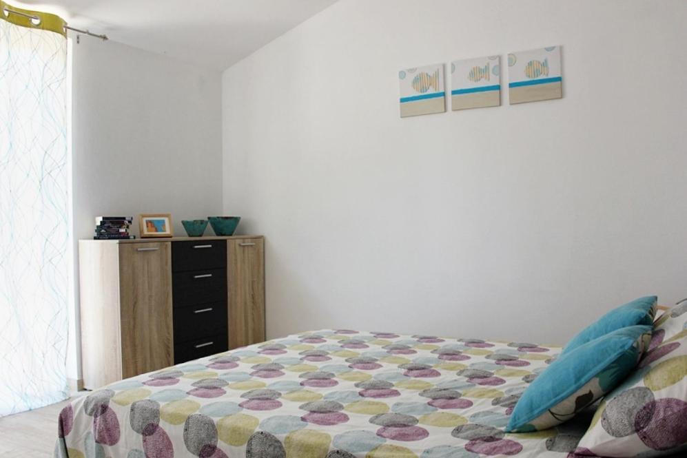 Apartments For Families With Children Zdrelac, Pasman - 8424 Ruang foto